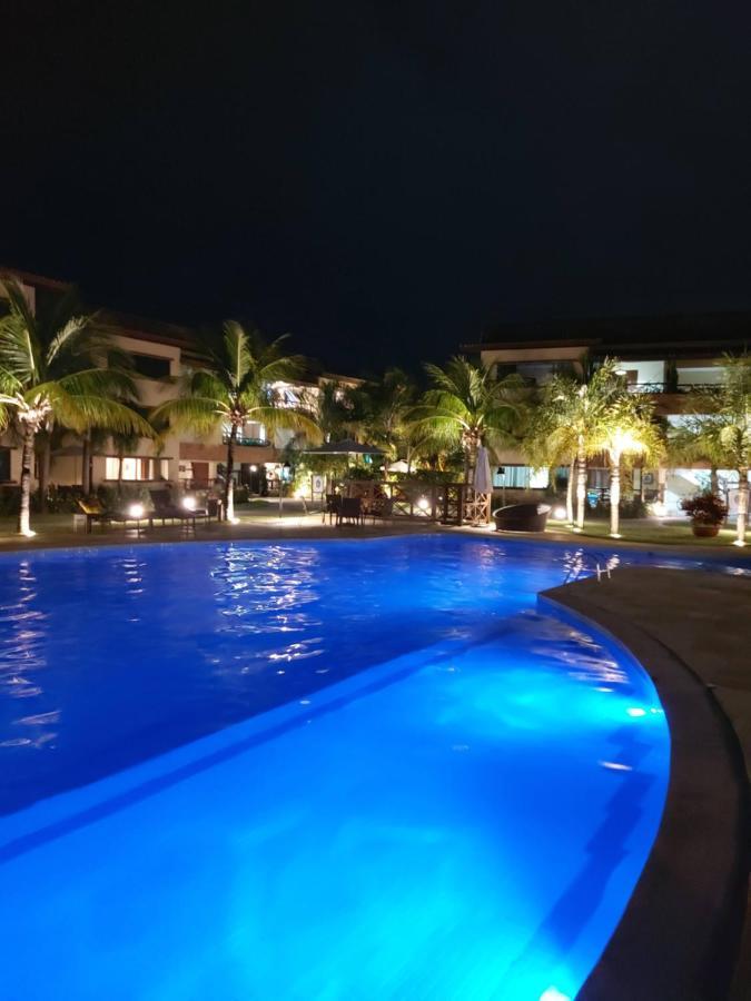 Apartamento Em Guarajuba 200M Da Praia Camacari Ngoại thất bức ảnh