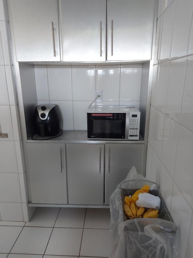 Apartamento Em Guarajuba 200M Da Praia Camacari Ngoại thất bức ảnh